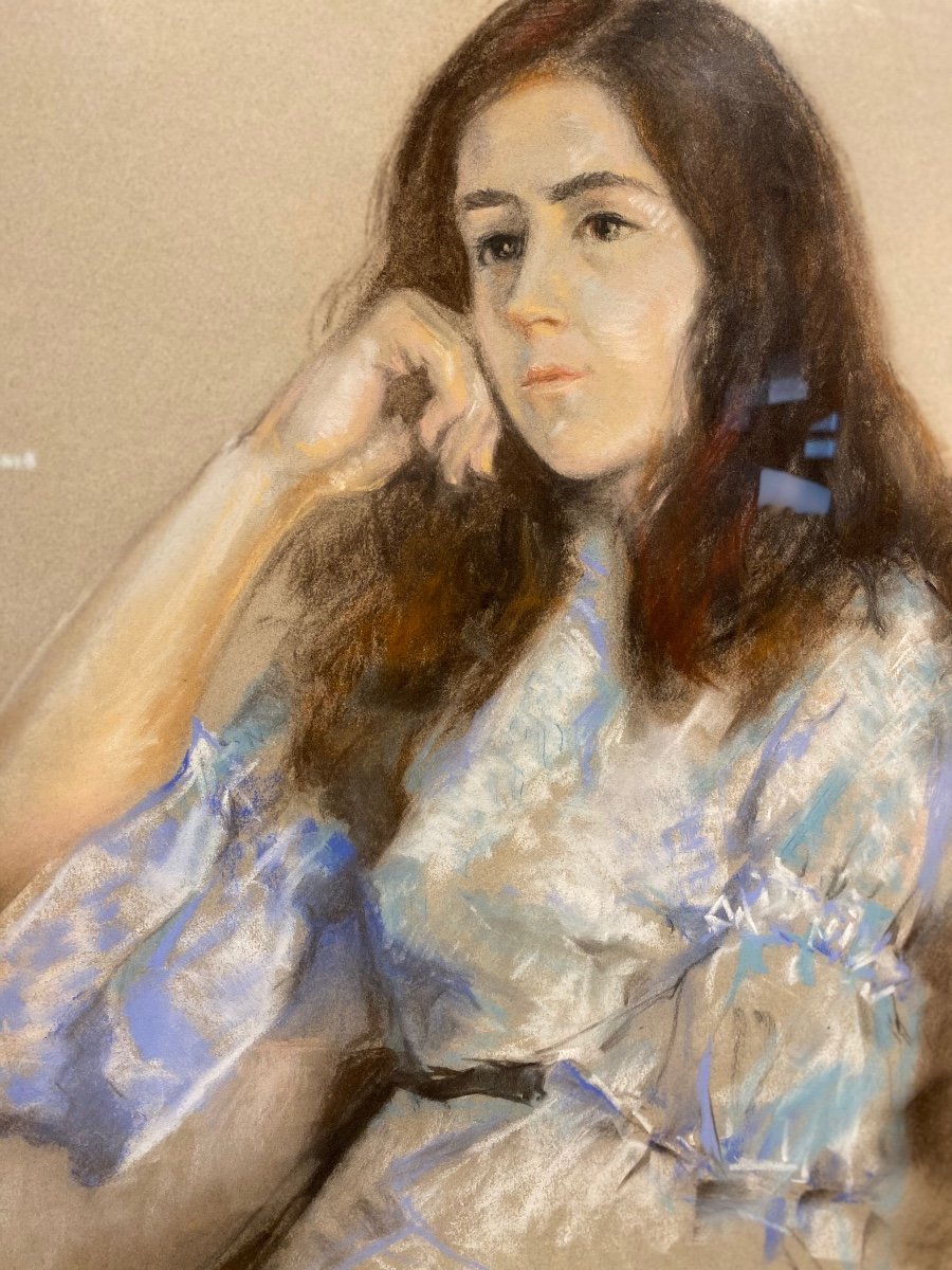 Pastel Portrait Of A Pensive Young Woman Signed At Bottom Right-photo-4