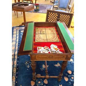 Table à Jeux XIX  éme en Palissandre  Avec  Echecs,backgammon ,dames, Tapis De Roulettes Carte