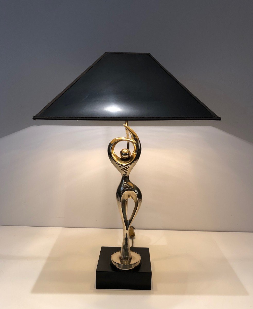 Brass Table Lamp Representing A Stylish Dancer-photo-2