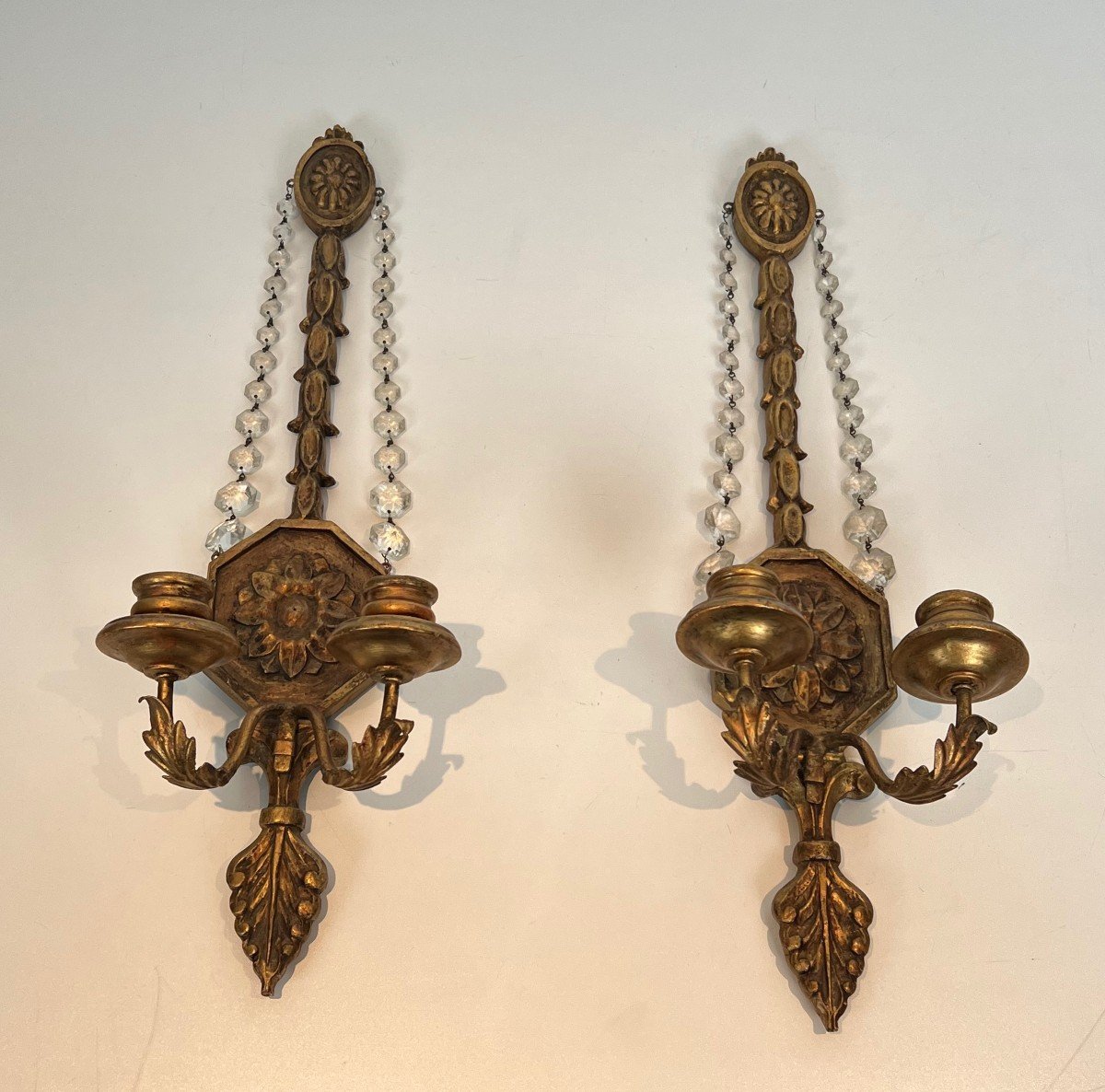 Important Pair Of Louis The 16th Style Gilded Carved Wood Wall Sconces With Crystal Garlands. -photo-7