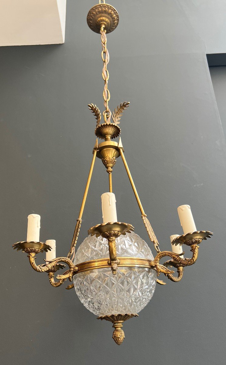 Lustre Montgolfière De Style Empire En Bronze Et Cristal à Décors De Flêches Et Cols De Cygnes.-photo-4