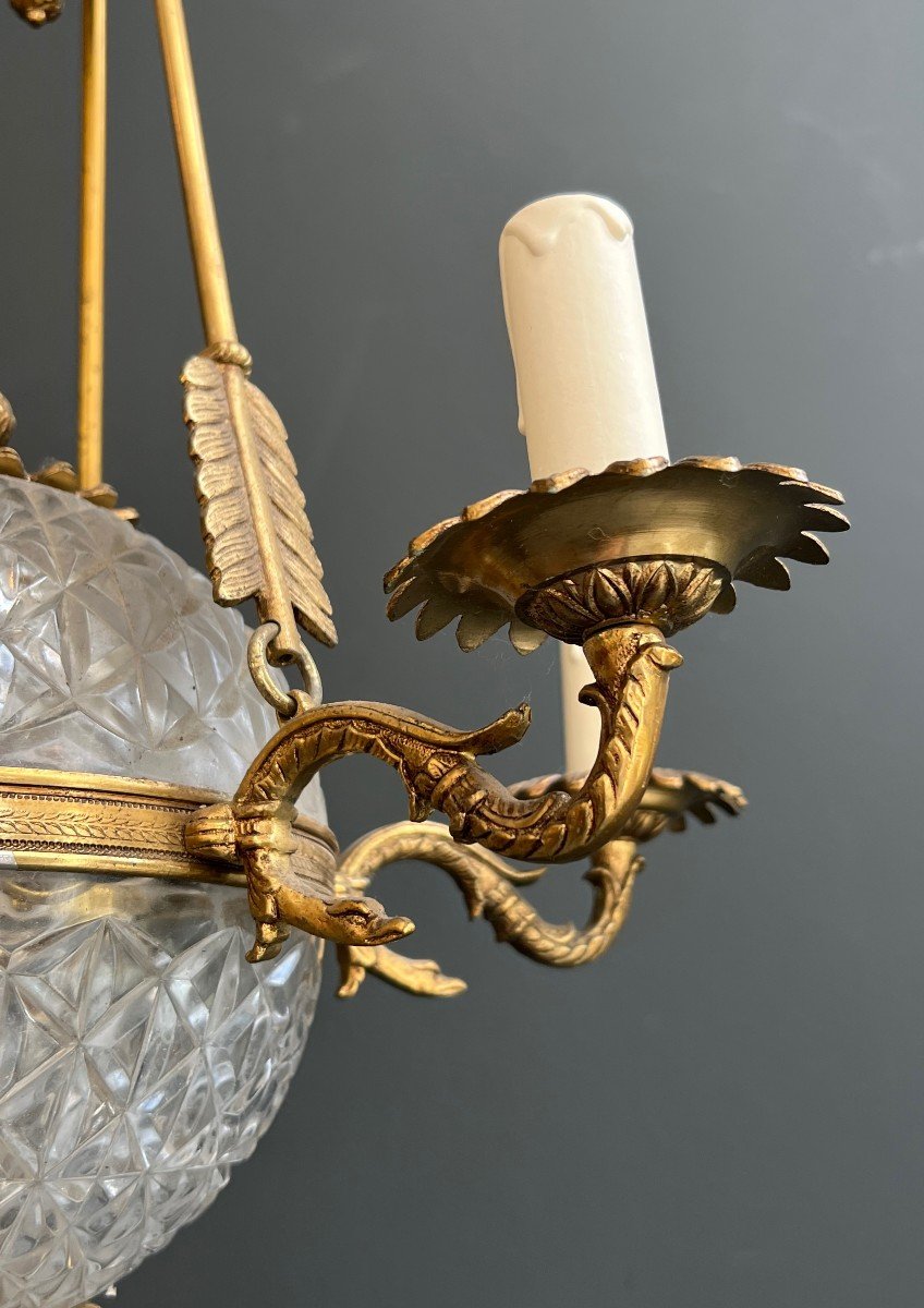 Lustre Montgolfière De Style Empire En Bronze Et Cristal à Décors De Flêches Et Cols De Cygnes.-photo-6