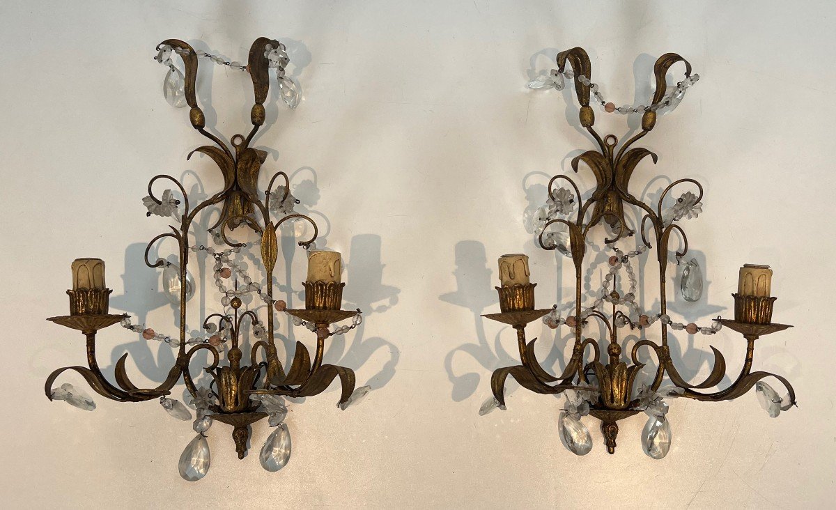 Pair Of Gilded Metal And Crystals Wall Sconces. French Work In The Style Of Maison Baguès-photo-8