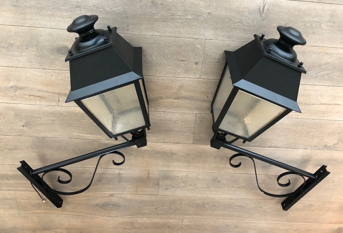 Pair Of Important Iron Outside Lanterns On Brackets. Gfrench Work. Circa 1950-photo-3