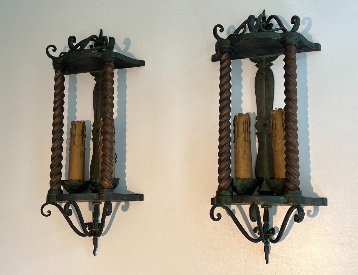 Pair Of Wrought Iron Wall Lanterns Patinated In A Green Color And Gilded. French Work. -photo-3