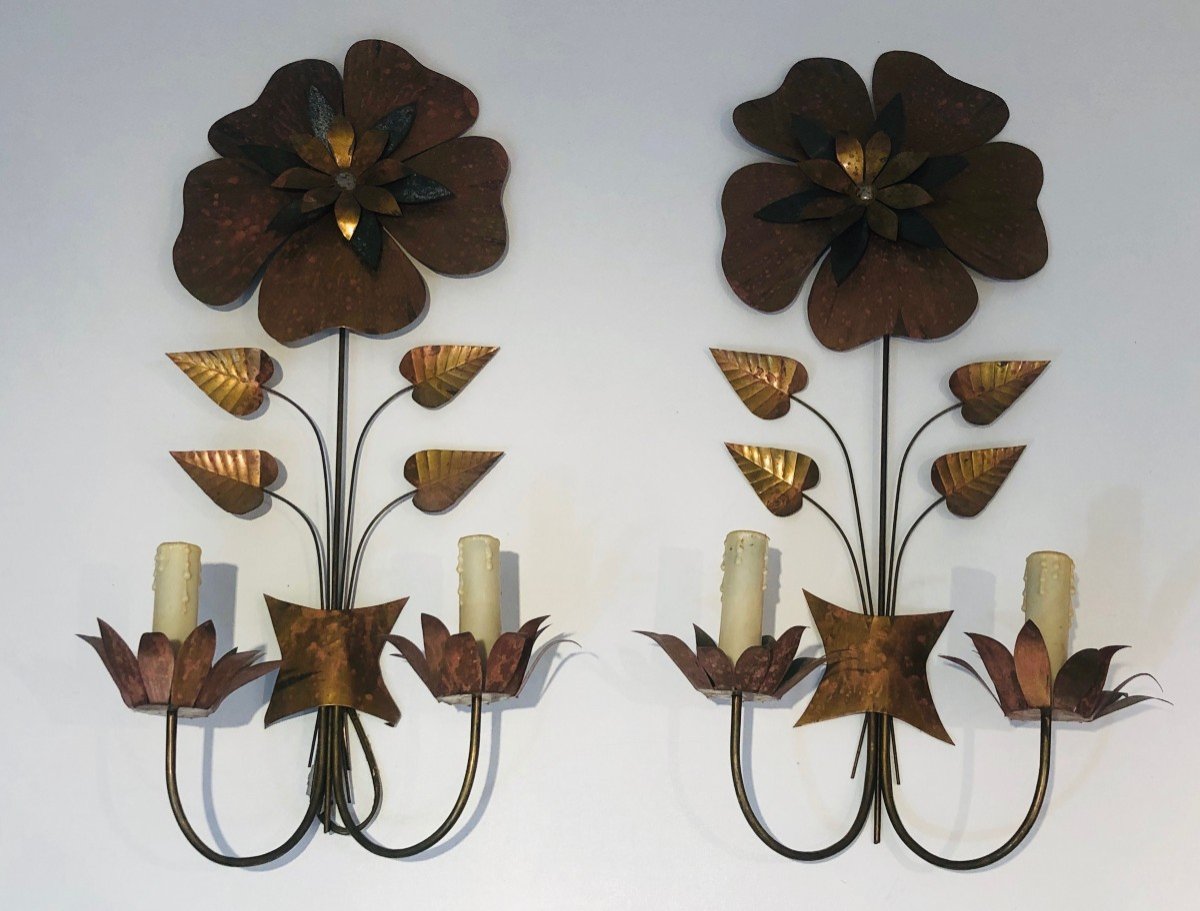 Important Pair Of Brass Flower Wall Lights. French Work. Circa 1970-photo-2
