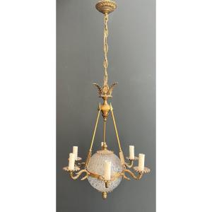 Lustre Montgolfière De Style Empire En Bronze Et Cristal à Décors De Flêches Et Cols De Cygnes.