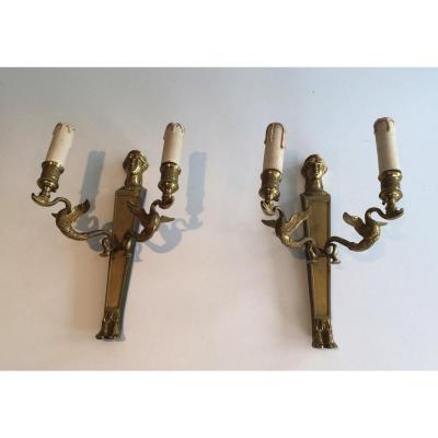 Pair Of Appliques To Caryatids And Swans In Bronze. Around 1920