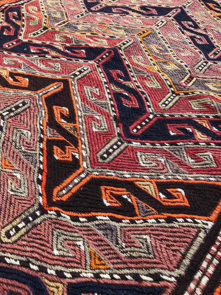 Embroidered Kilim Rug. Mut - Anatolia. Circa 1920. 212 X 113 Cm-photo-2