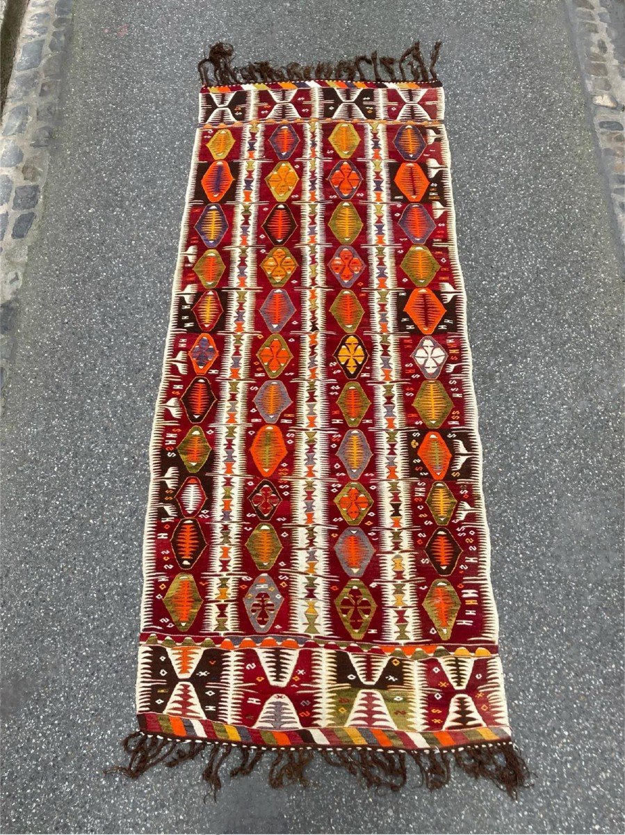 Kilim Mut - Anatolie. Circa 1920.  308 X 120 Cm