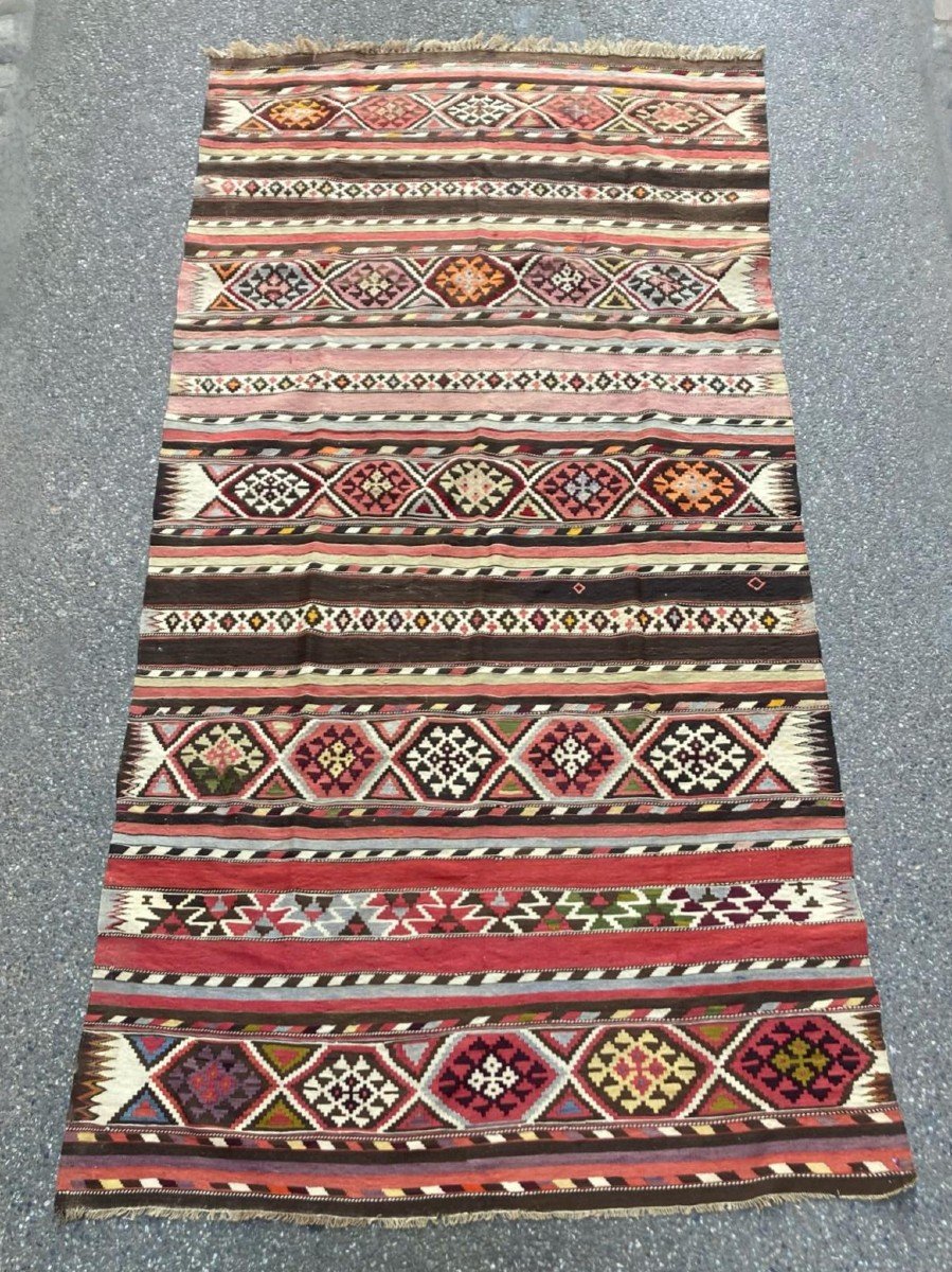 Kilim Shirvan - Caucasus. Circa 1920. 325 X 162 Cm