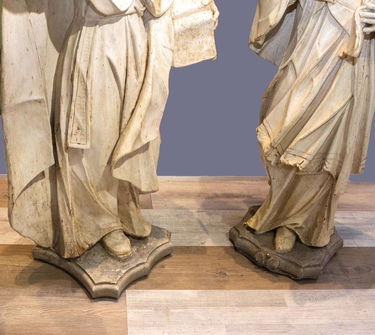 Pair Of Large Wooden Sculptures, “st. Honoratus” And “st. Louis,” 17th Century Era-photo-1