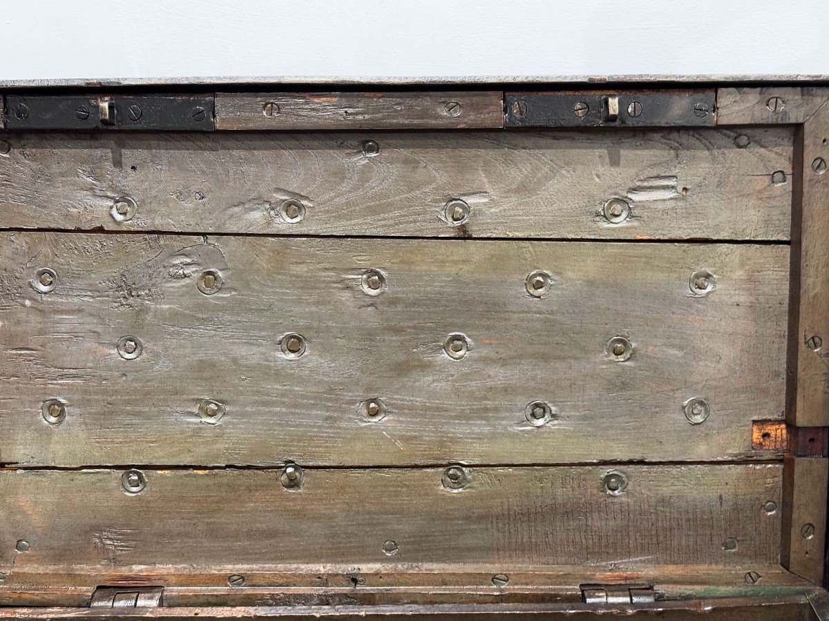 Antique Wrought Iron Chest, 19th Century Era-photo-7