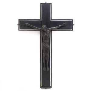 Giacomo Manzù, Grande sculpture en bronze, "Crucifix", 1951