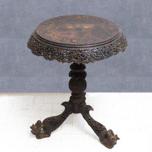 Anglo-indian Carved Tilting Table, Late 19th Century