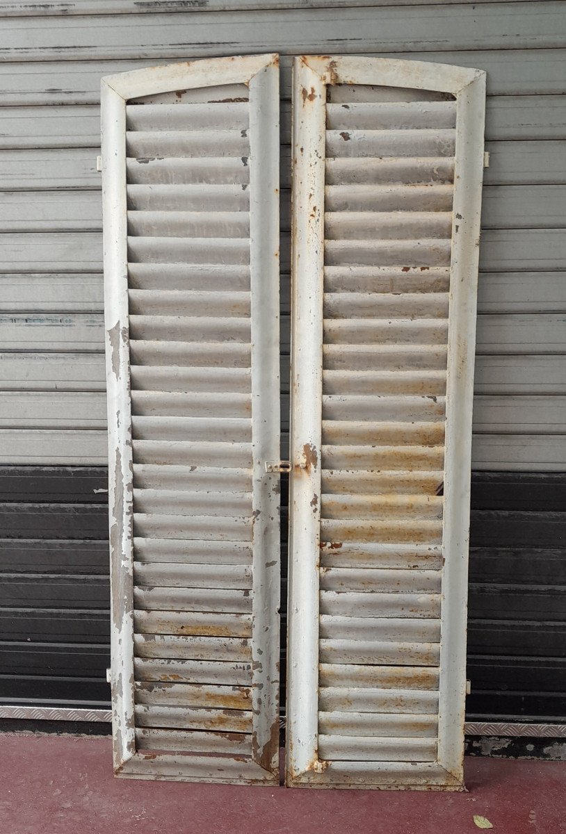 Rare - Haussmannian Shutters With 2 Zinc Leaves