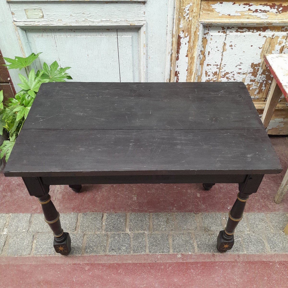 Napoleon III Blackened Wood Table. Turned Feet Enhanced With Gold Edging And Golden Stars-photo-2