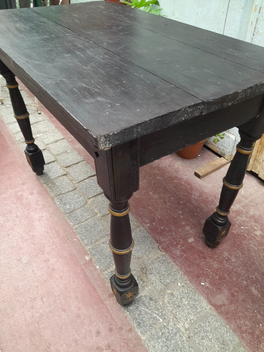 Napoleon III Blackened Wood Table. Turned Feet Enhanced With Gold Edging And Golden Stars-photo-8