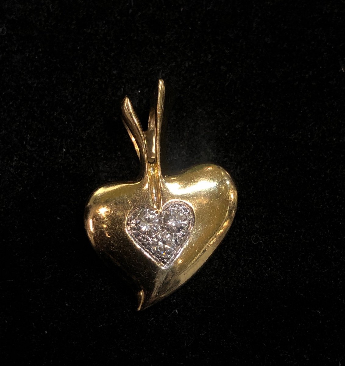 Gold And Diamond Pendant-photo-3