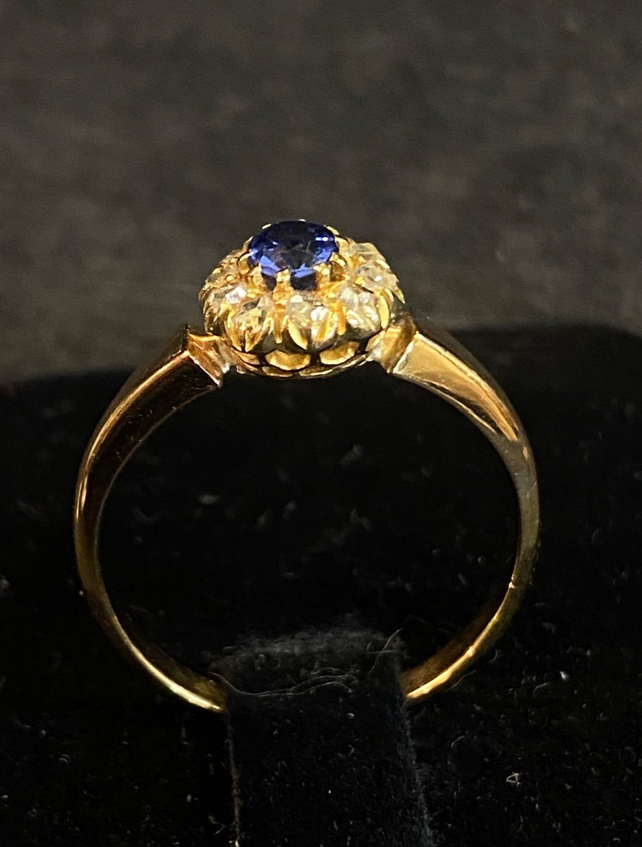 Sapphire And Diamond Pompadour Ring-photo-3