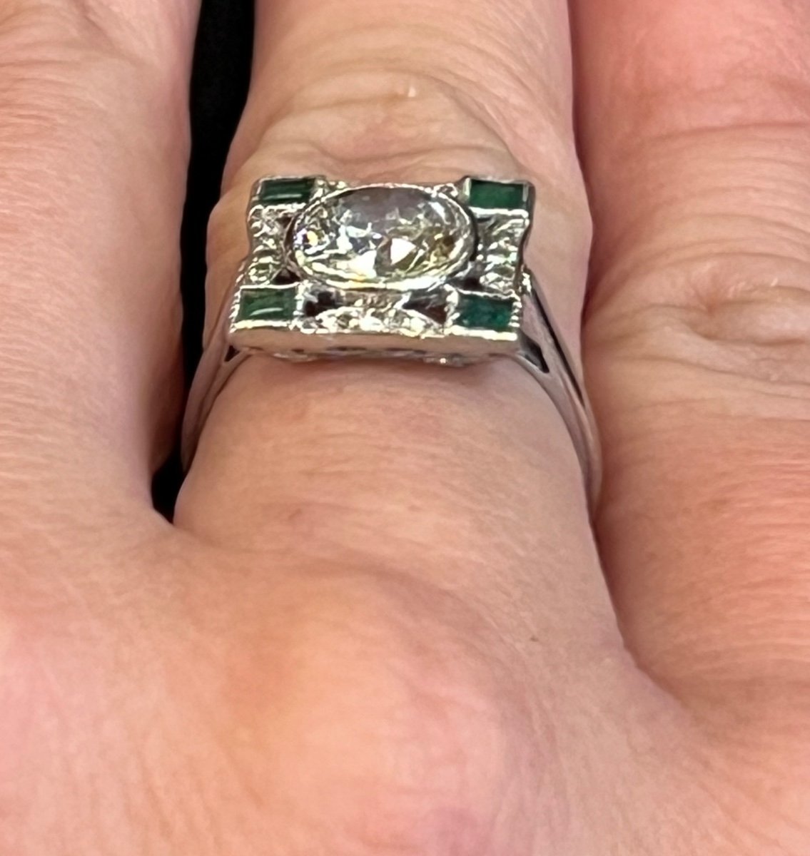 Art Deco Emerald Diamond Ring -photo-4