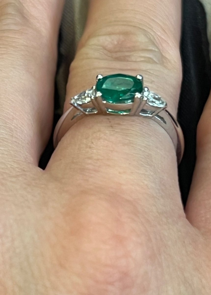 Pear Emerald And Diamond Line Ring -photo-2