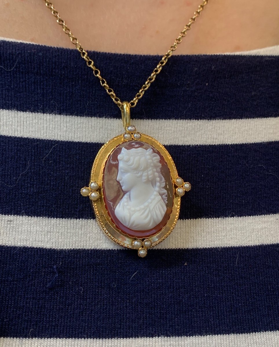 Pearl Cameo Pendant-photo-1