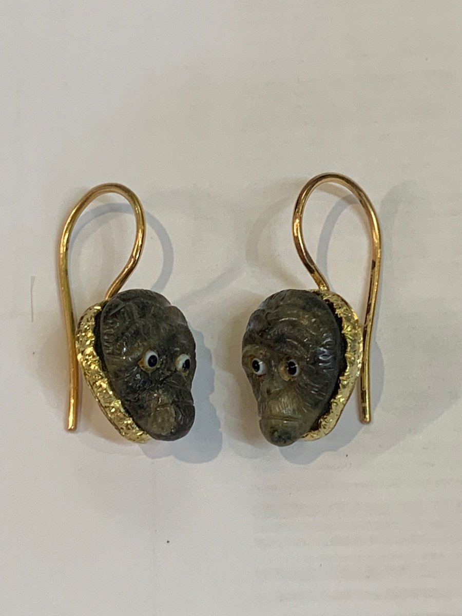 A Pair Of Unusual Earrings-photo-4