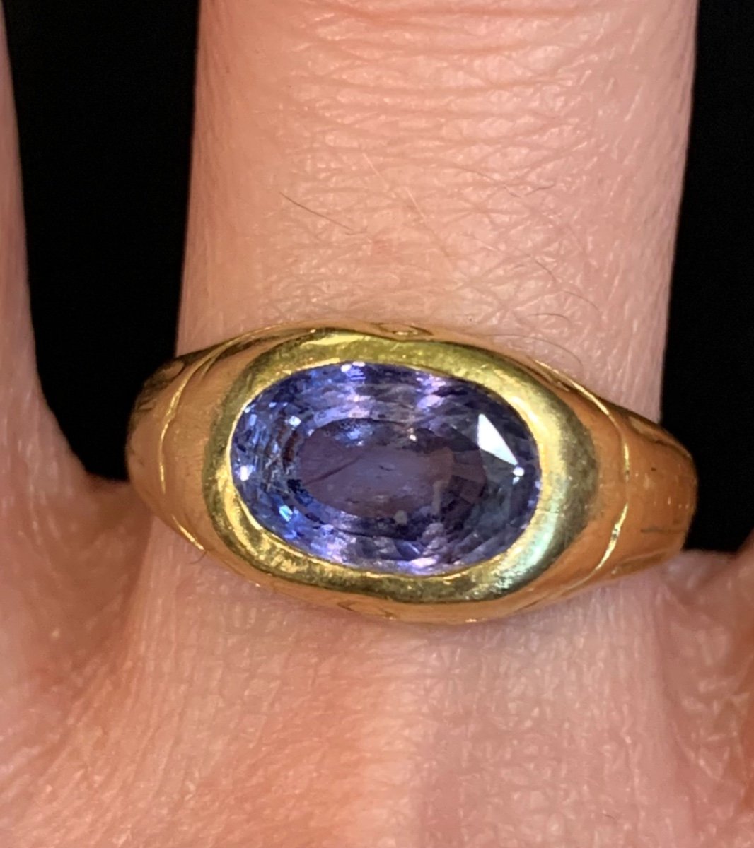 Sapphire And Gold Ring 