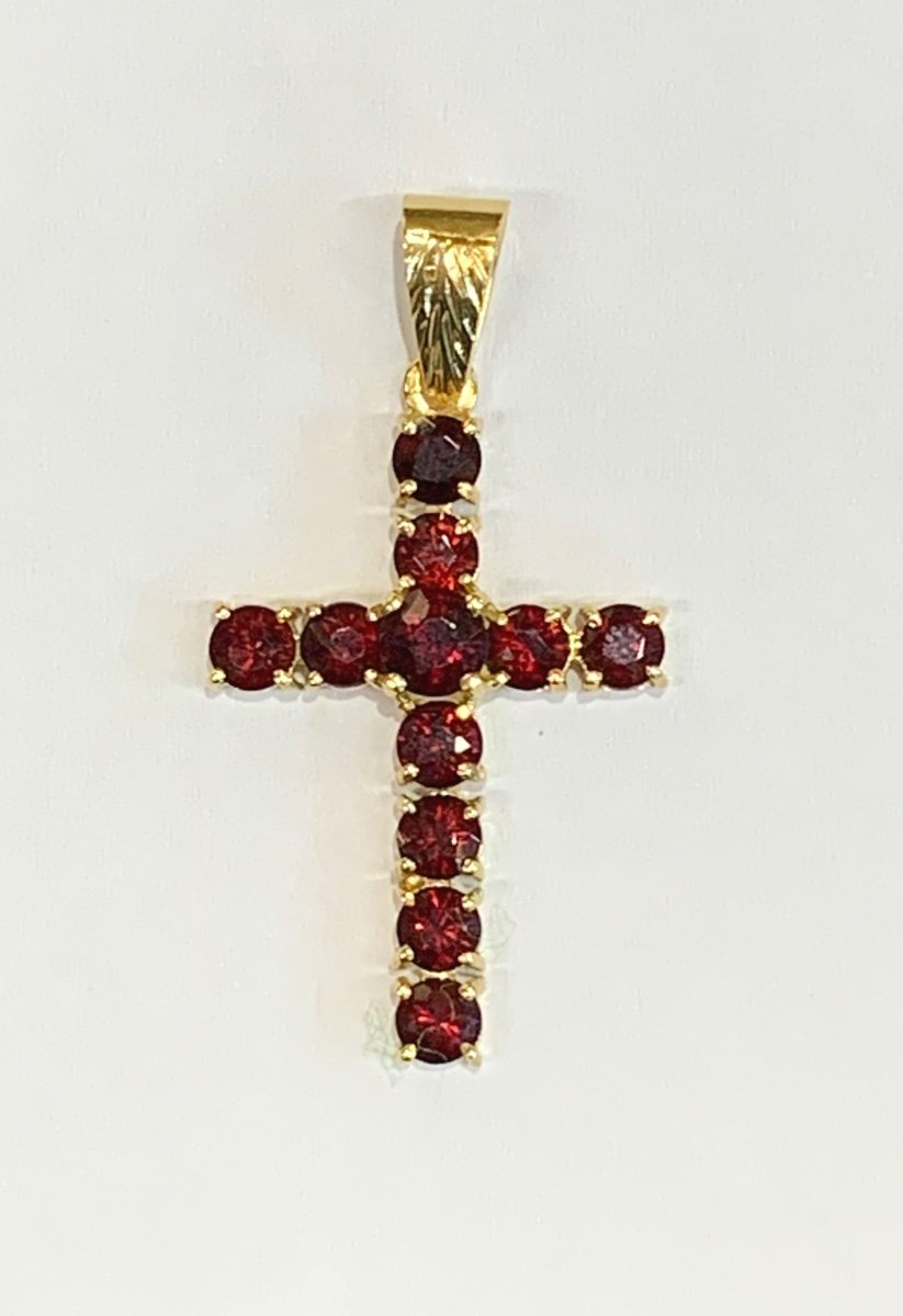 Garnet Cross