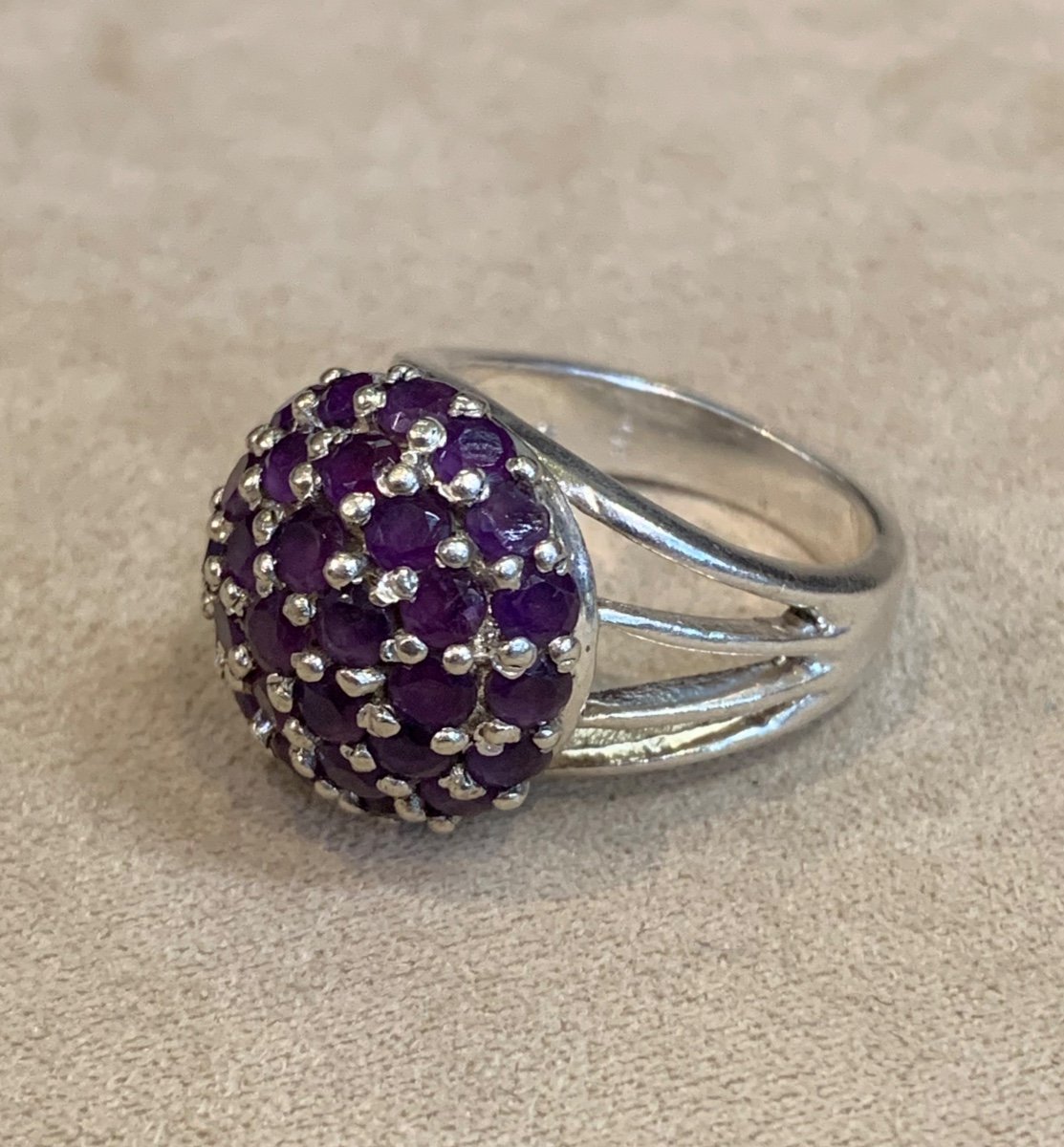 Round Amethyst Ring-photo-3