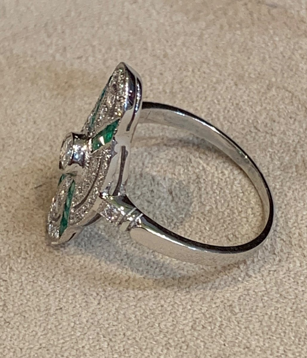 Emerald Navette Ring-photo-2