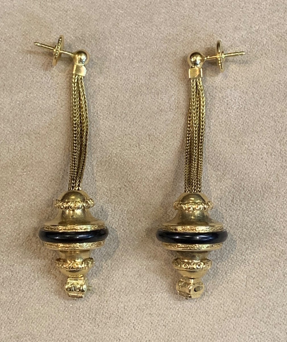 A Pair Of Napoleon III Dangle Earrings -photo-4