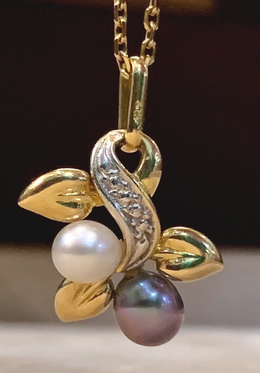 Pearl Leaf Pendant-photo-2