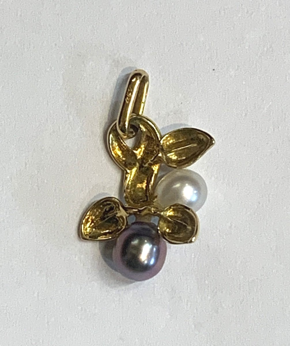 Pearl Leaf Pendant-photo-3