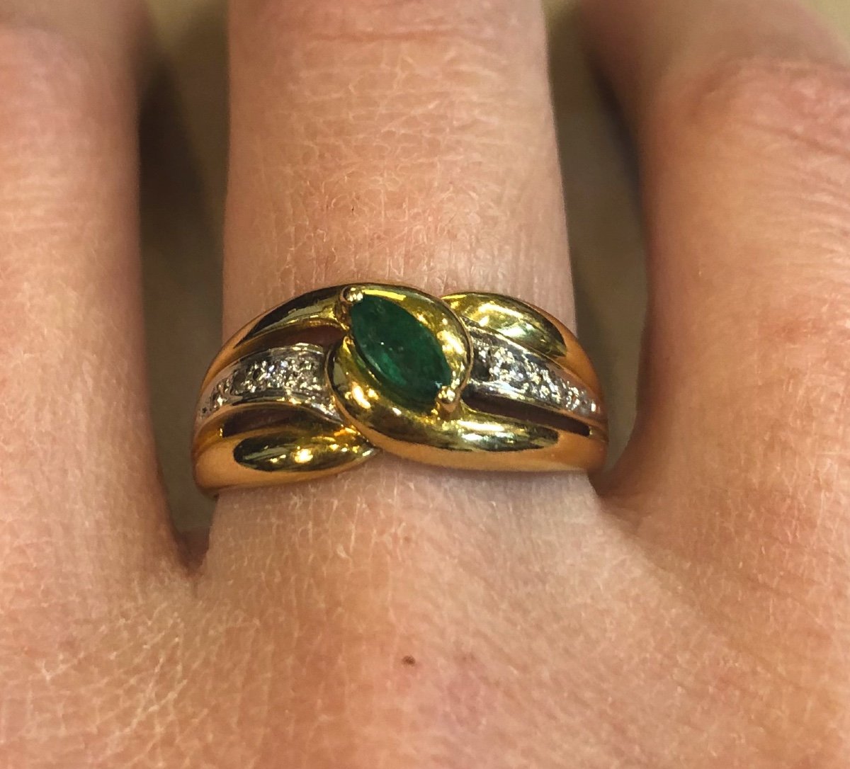 Emerald And Diamond Ring-photo-2