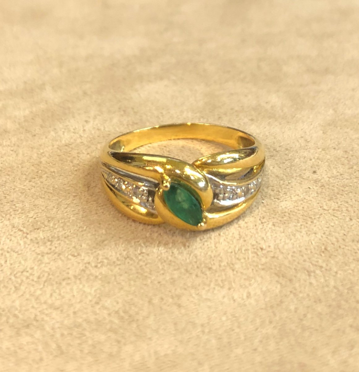 Emerald And Diamond Ring