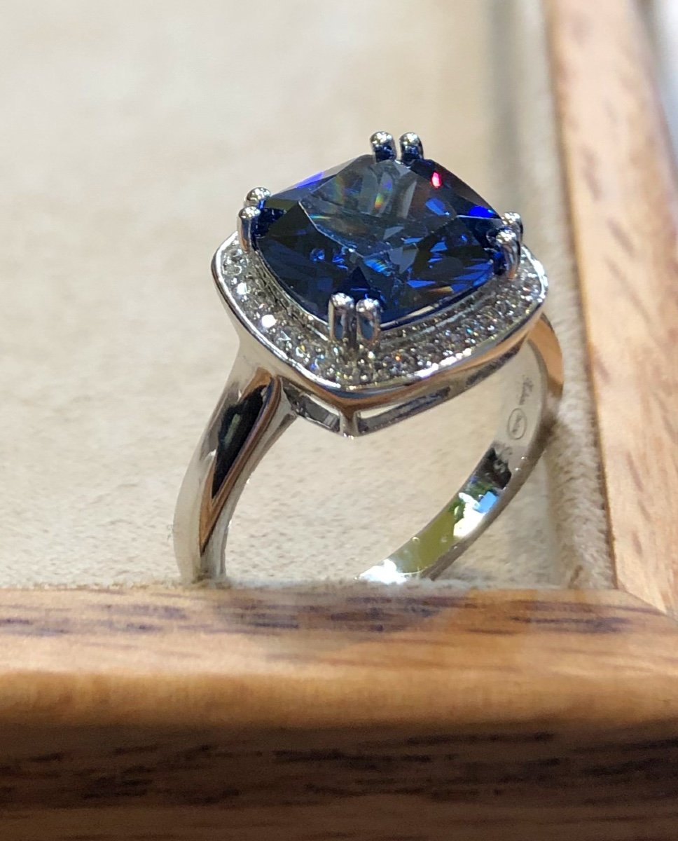 Bague Pierre Bleue Et Zircons-photo-1