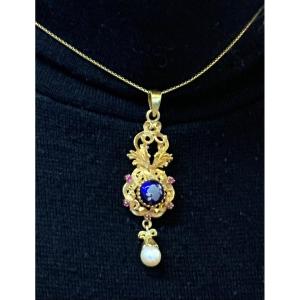 Baroque Style Pendant