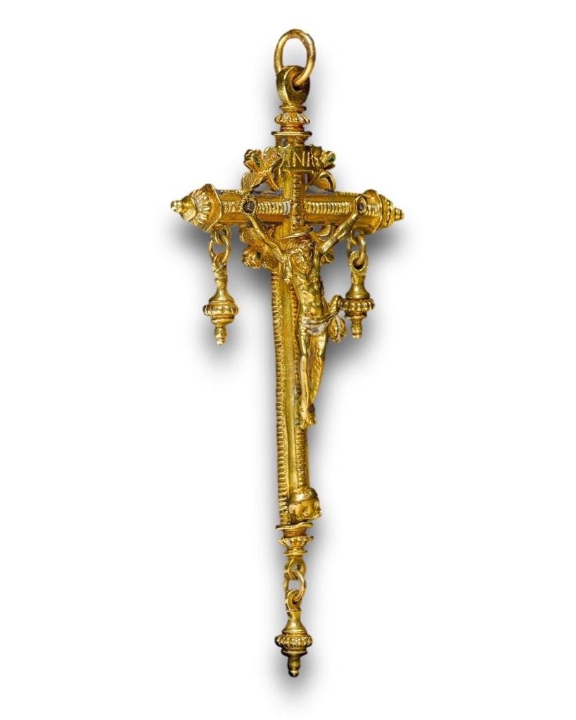 Renaissance Enamelled Gold Crucifix Pendant.   spanish, Late 16th Century.-photo-2