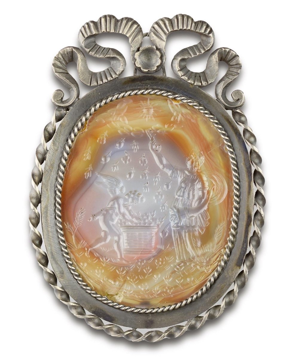 Large Agate Intaglio Of Cupid And Flora. German Or Italian, 17th Century.