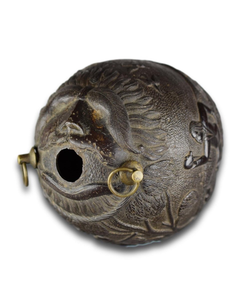 Coconut ‘bugbear’ Flask Carved With Hunting Scenes. French, Early 19th Century.-photo-2