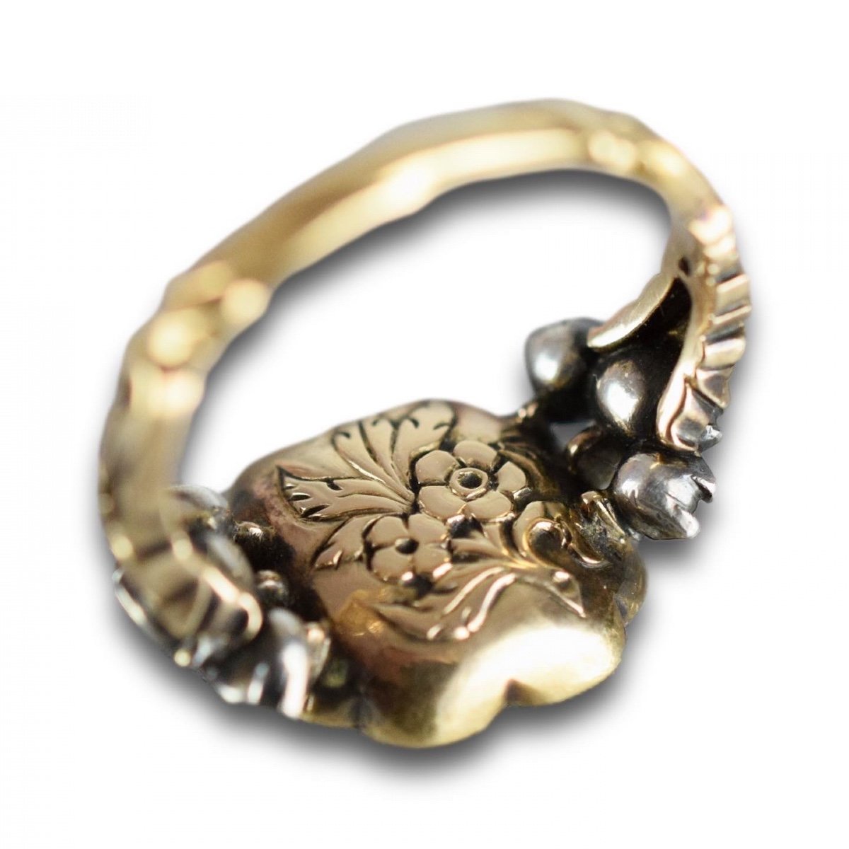 Diamond Set Gold And Carnelian Signet Ring.   german, Late 18th Century.-photo-3