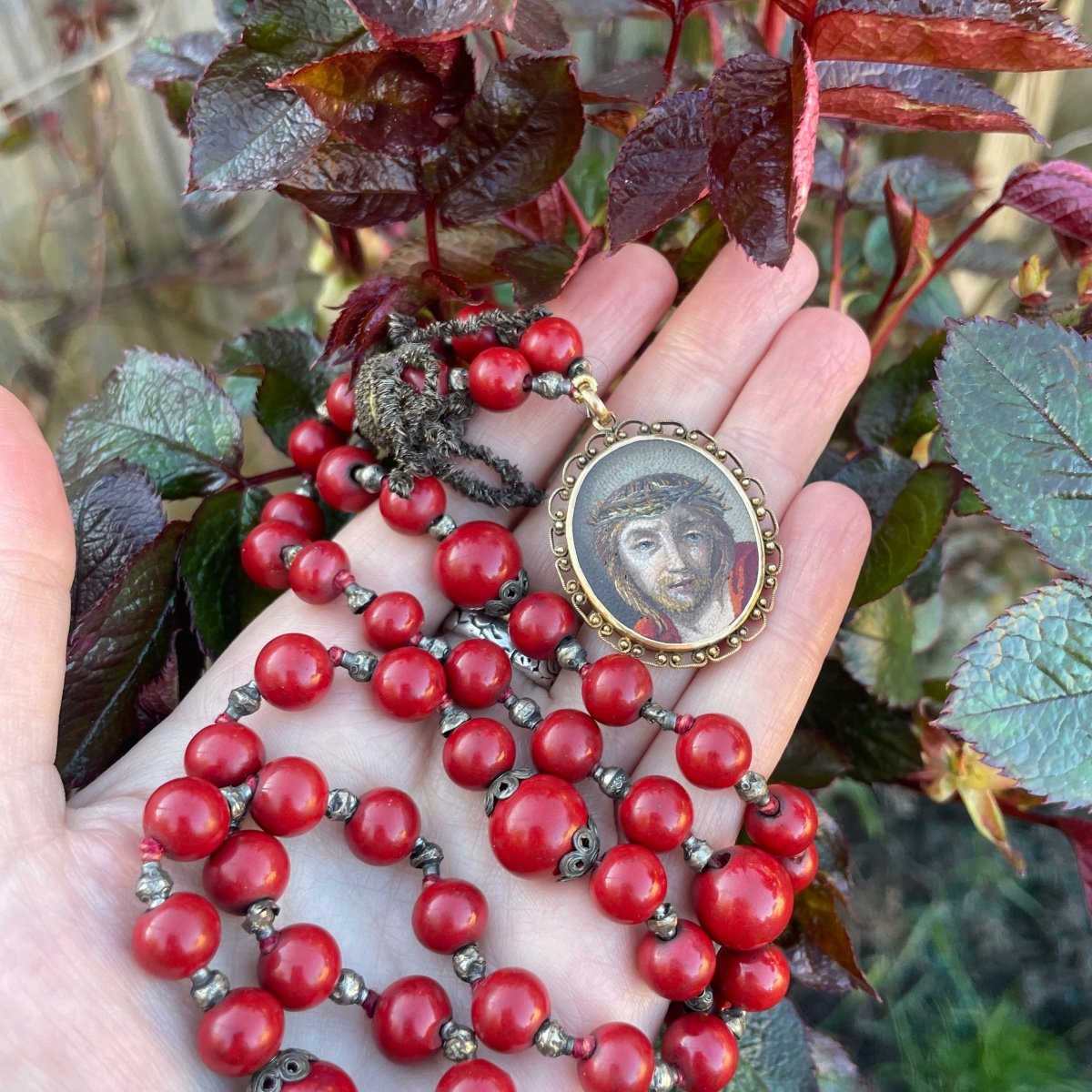 Italian Micromosaic And Purpurin Glass Rosary With Christ And The Virgin.-photo-4