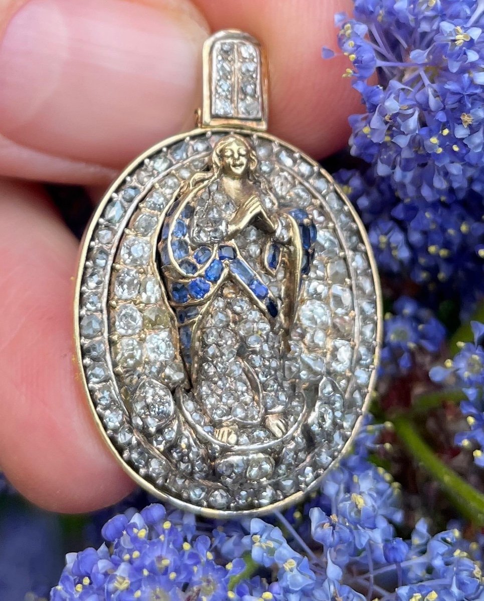 Diamond & Sapphire Pendant Representing The Virgin Of The Immaculate Conception.-photo-2