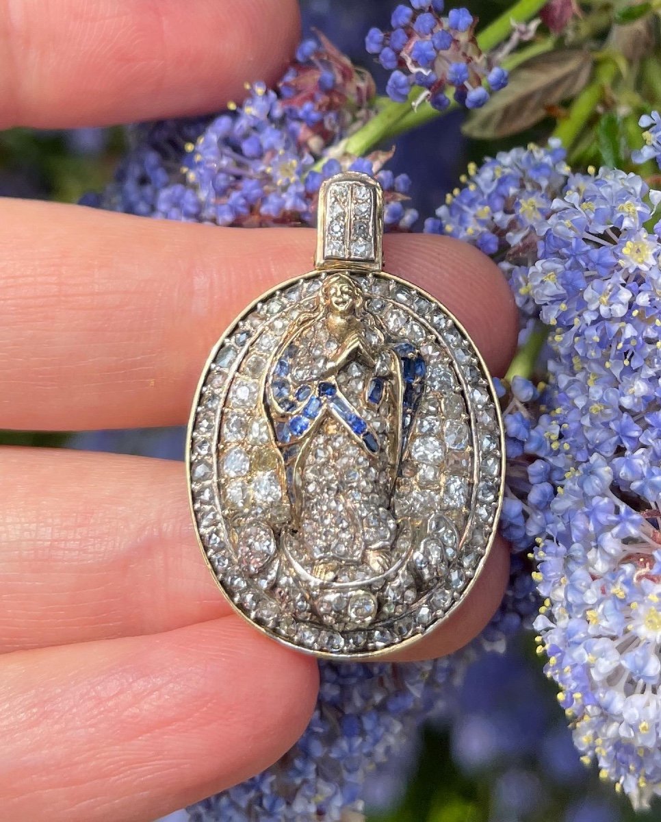 Diamond & Sapphire Pendant Representing The Virgin Of The Immaculate Conception.-photo-5