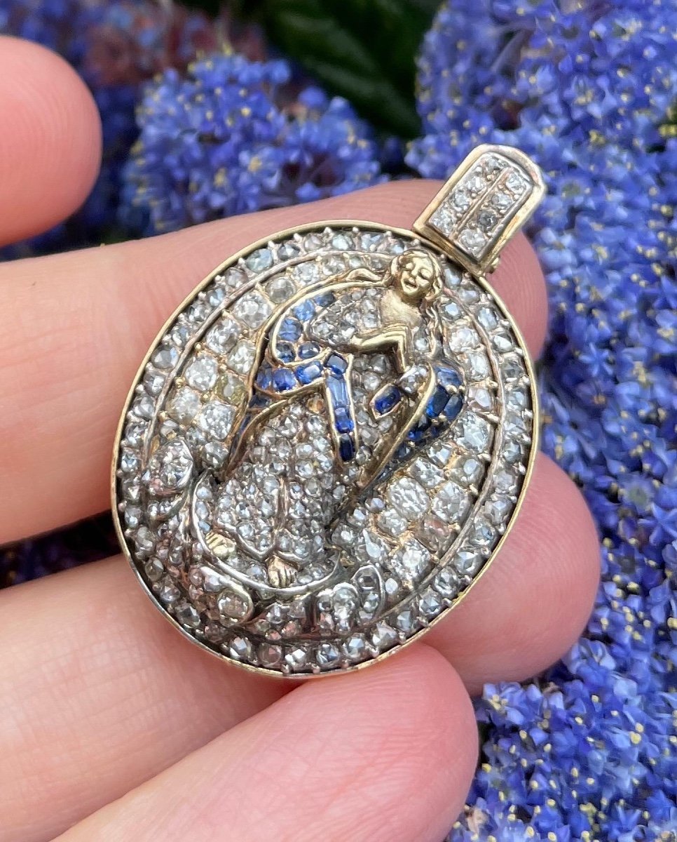 Diamond & Sapphire Pendant Representing The Virgin Of The Immaculate Conception.-photo-6