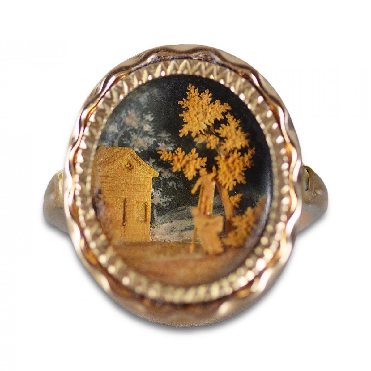 Remarkable Gold Ring Set With A Micro-wood Carving. French, Late 18th Century.-photo-3