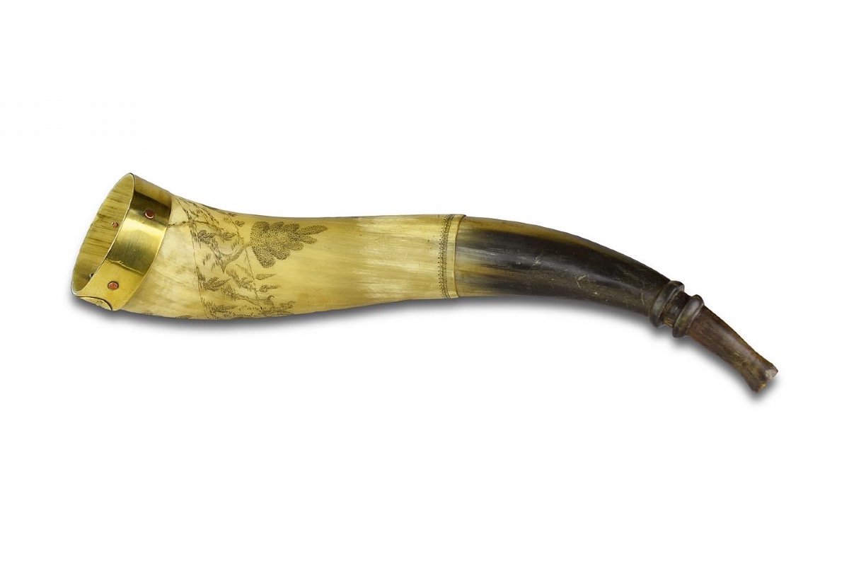 Finely Engraved Cow Horn. American, First Half Of The 19th Century.-photo-5