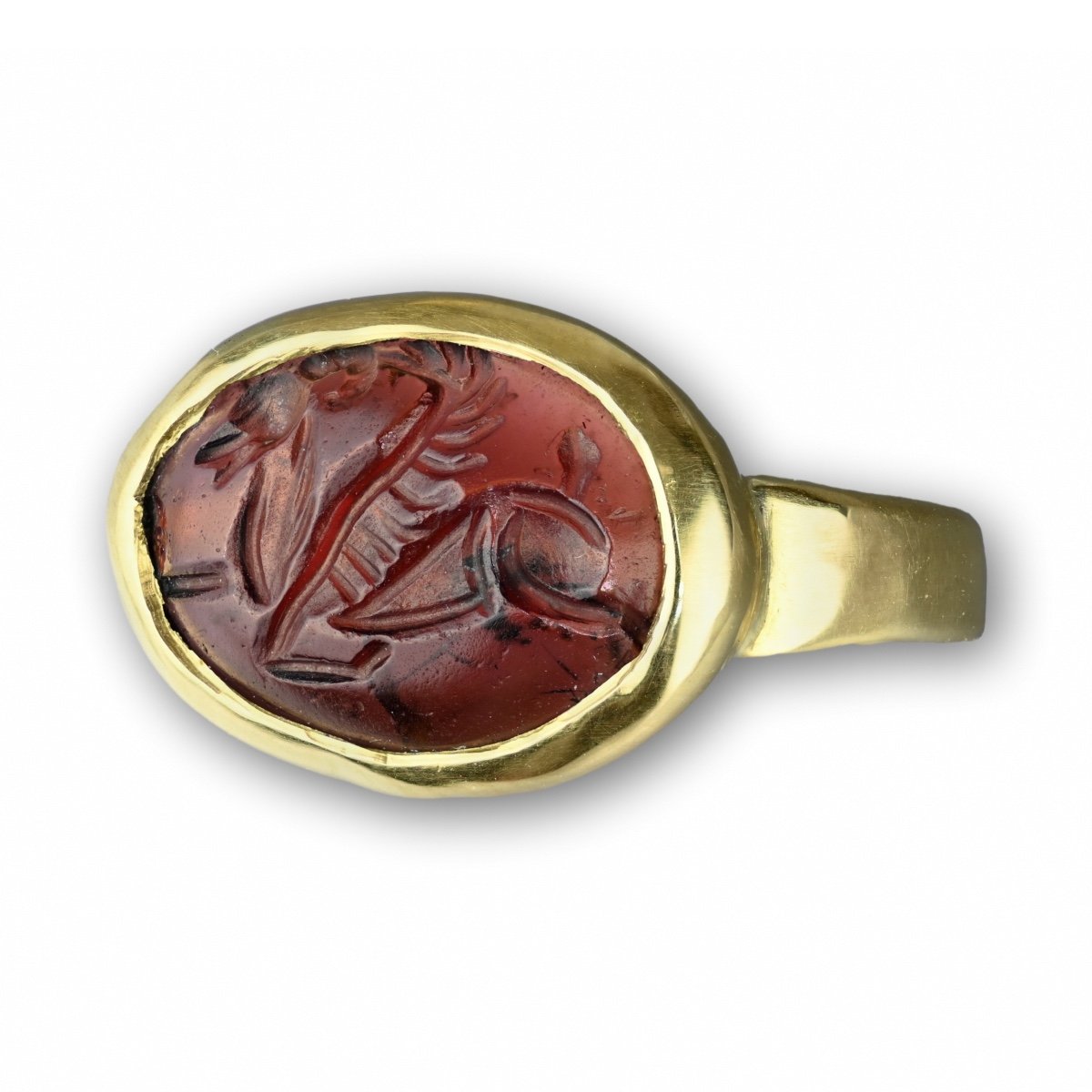 Gold Ring With A Garnet Intaglio Of Pegasus. Sasanian, 3rd - 7th Century Ad.-photo-2